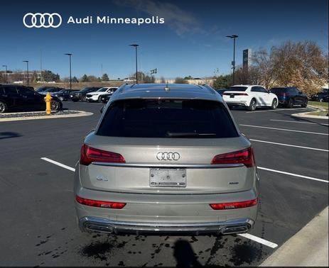 2023 Audi Q5 45 S line Premium
