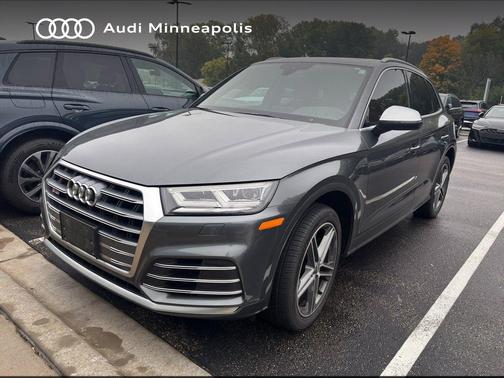Daytona Gray Pearl Effect 2019 Audi SQ5 3.0T Premium Plus