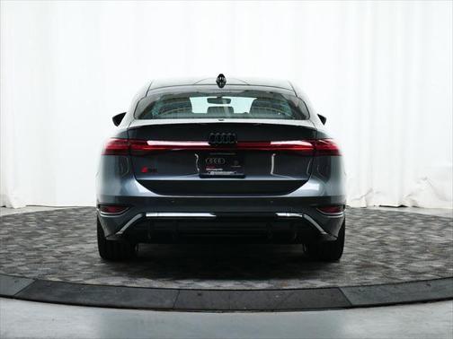 2025 Audi S6 e-tron Premium Plus