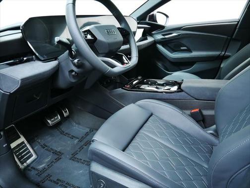 2025 Audi S6 e-tron Premium Plus