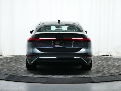 2025 Audi S6 e-tron Premium Plus