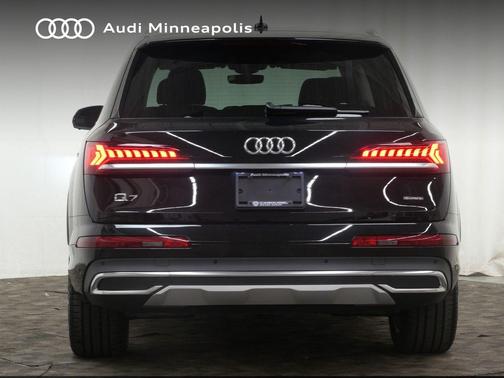 2023 Audi Q7 55 Premium