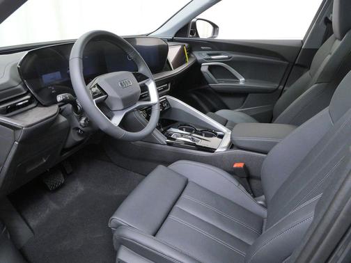 Tambora Gray Metallic 2026 Audi Q5 Prestige TFSI quattro S tronic
