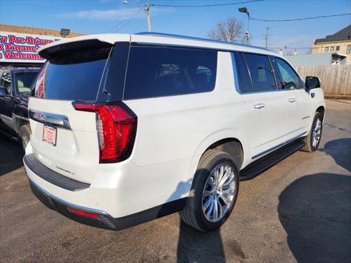 2023 GMC Yukon XL Denali
