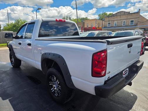 2007 Dodge Ram 1500 ST Quad Cab