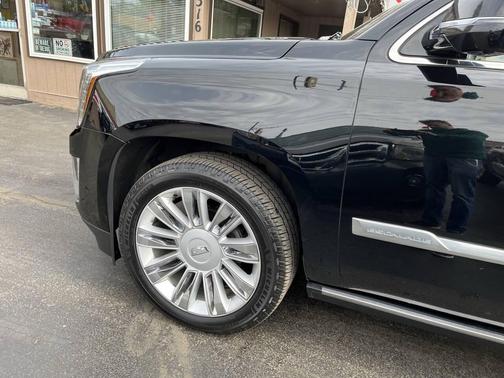 Black 2019 Cadillac Escalade ESV Platinum