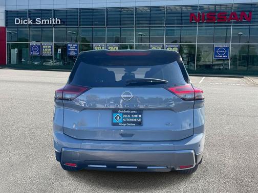 2024 Nissan Rogue SL