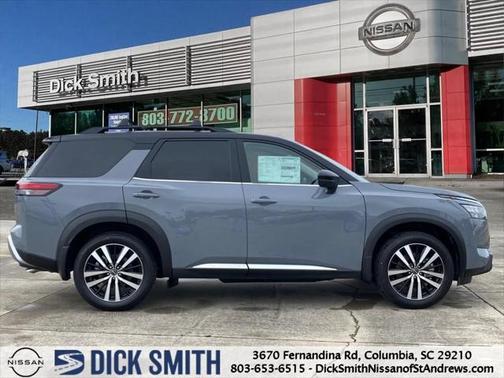 2025 Nissan Pathfinder Platinum FWD