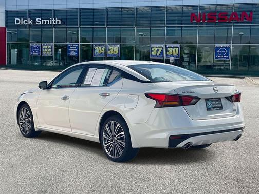 2024 Nissan Altima 2.5 SL