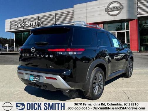 2025 Nissan Pathfinder SL FWD