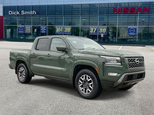 2024 Nissan Frontier SL