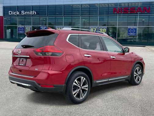 2017 Nissan Rogue SL