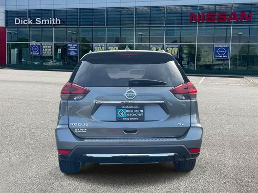 2018 Nissan Rogue SL