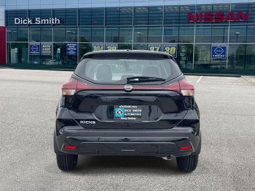 2025 Nissan Kicks S