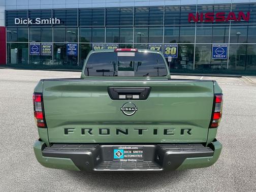 2026 Nissan Frontier SV