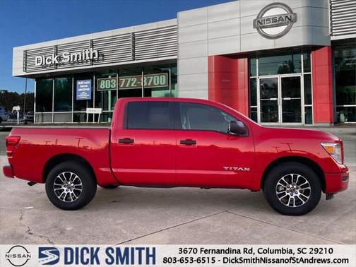 2024 Nissan Titan SV