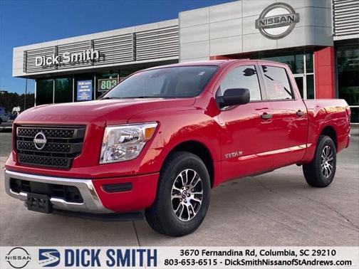 2024 Nissan Titan SV