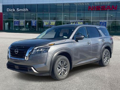 2025 Nissan Pathfinder SV FWD