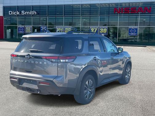 2025 Nissan Pathfinder SV FWD