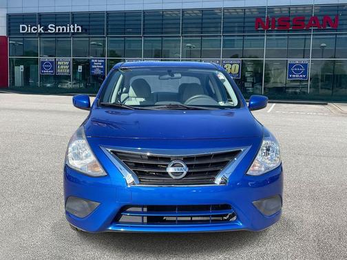 2015 Nissan Versa 1.6 SV