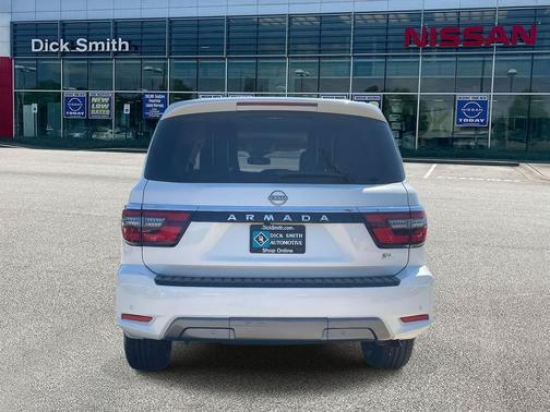 2023 Nissan Armada SL 2WD