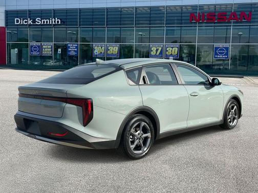 Morning Haze 2025 Kia K4 LXS