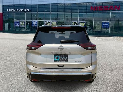 2025 Nissan Rogue Platinum