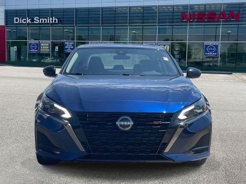 2024 Nissan Altima SR FWD