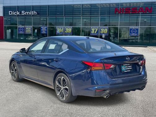 2024 Nissan Altima SR FWD