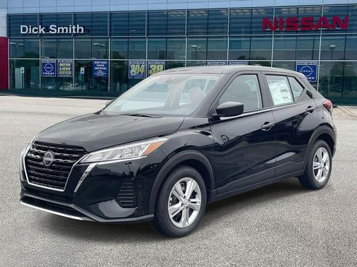 2025 Nissan Kicks S