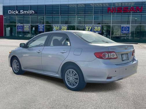 Classic Silver Metallic 2013 Toyota Corolla LE