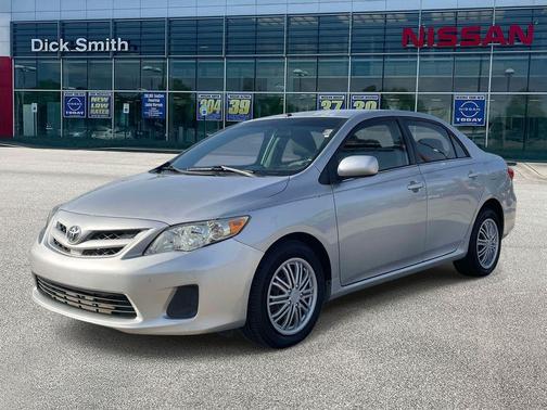 Classic Silver Metallic 2013 Toyota Corolla LE
