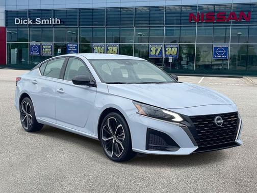 2024 Nissan Altima SR Intelligent AWD