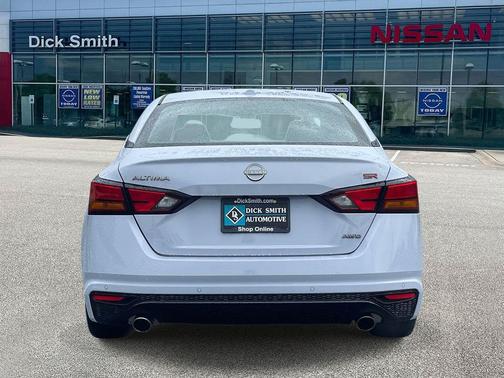 2024 Nissan Altima SR Intelligent AWD