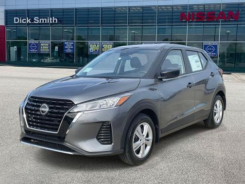 2025 Nissan Kicks S
