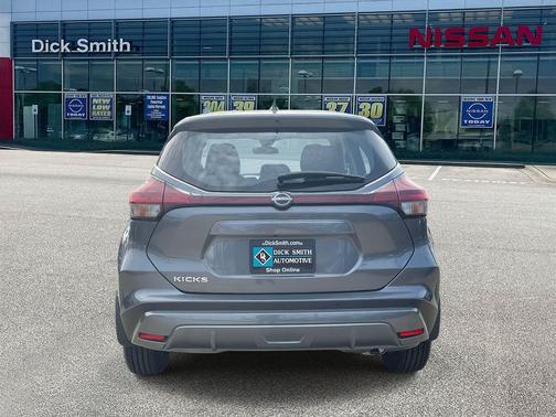 2025 Nissan Kicks S