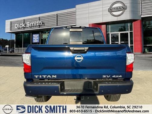 2024 Nissan Titan SV