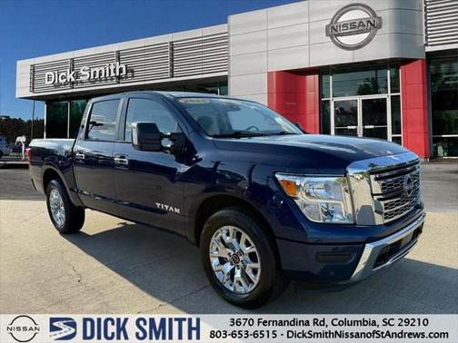 2024 Nissan Titan SV