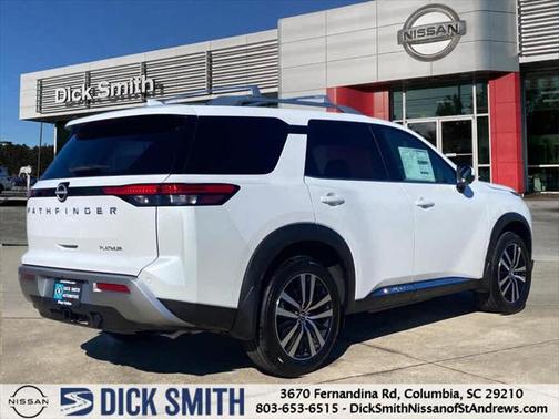 2025 Nissan Pathfinder Platinum FWD