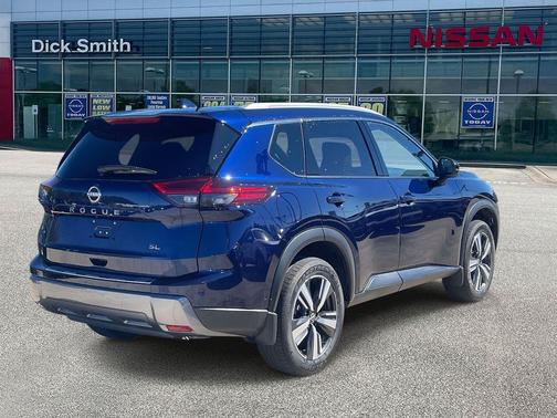 2024 Nissan Rogue SL