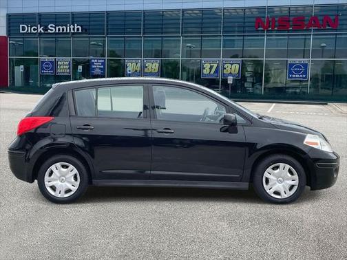 2011 Nissan Versa 1.8 S