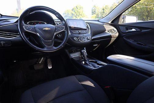 2017 Chevrolet Malibu 1LT
