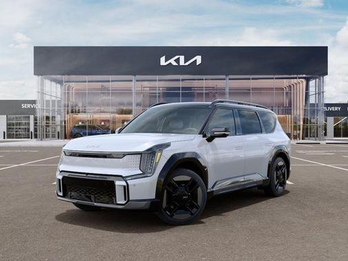 Glacier White 2026 Kia EV9 GT-Line