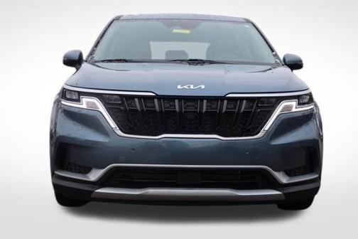 2022 Kia Carnival EX