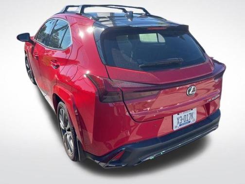 2024 Lexus UX 250h F SPORT Design
