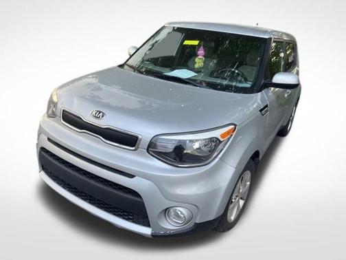 Bright Silver 2015 Kia Soul Base