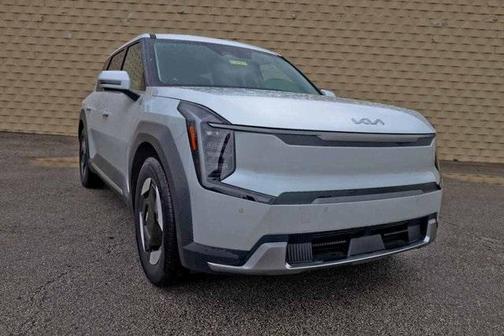 2024 Kia EV9 Light Short Range