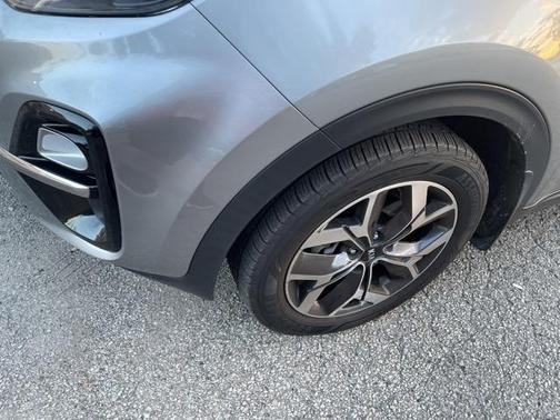 2020 Kia Sportage EX