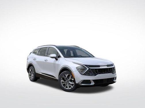 Glacial White Pearl 2025 Kia Sportage SX