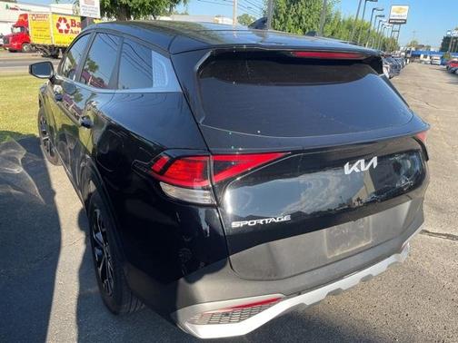 2023 Kia Sportage EX